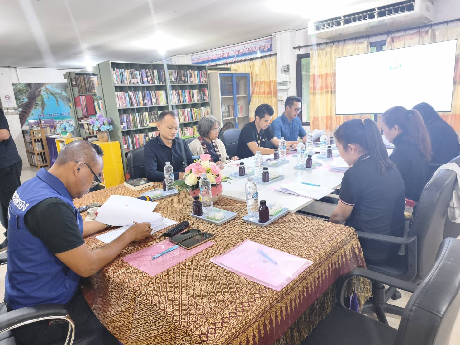 พช.เกาะกูด ร่วมประชุมคณะอนุกรรมการส่งเสริมวิสาหกิจชุมชนจังหวัดตราด ระดับอำเภอ ครั้งที่ 2/2569