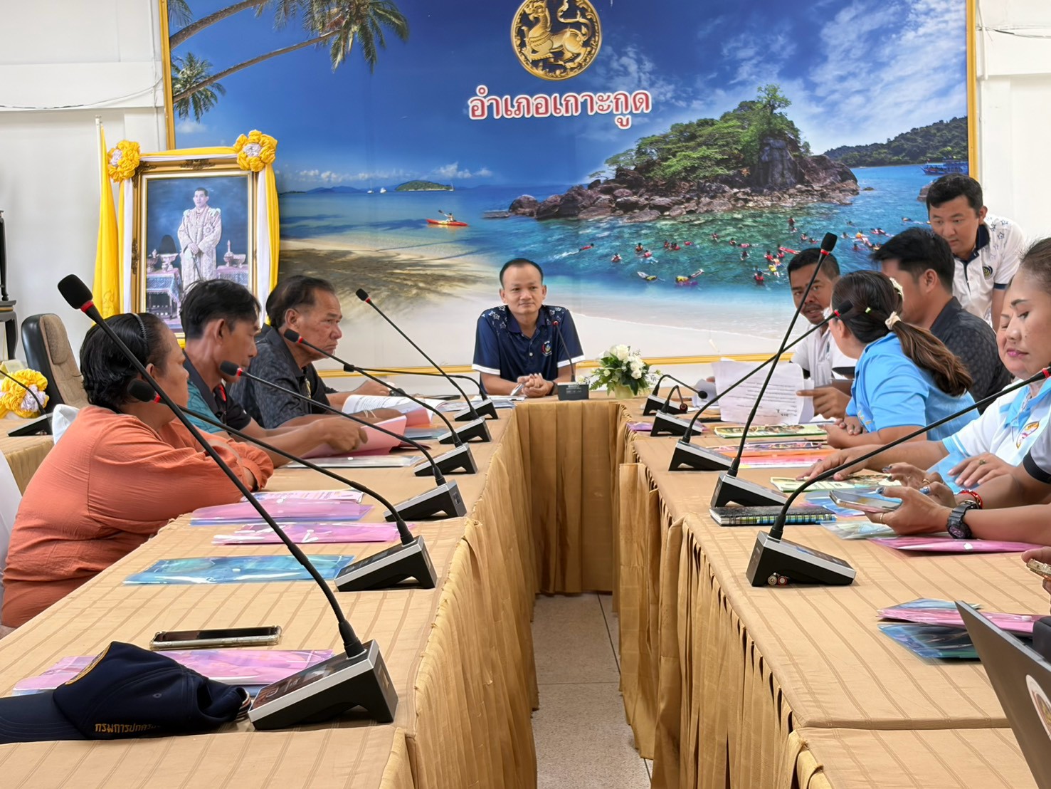 สำนักงานพัฒนาชุมชนอำเภอเกาะกูด ดำเนินโครงการ “ประชุมเชิงปฏิบัติการส่งเสริมทักษะการบริหารจัดการทุนชุมชนตามหลักธรรมาภิบาล” ระดับอำเภอ